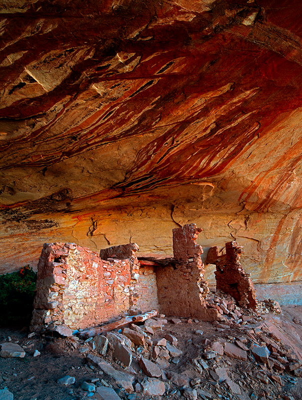 Monarch's Cave, Comb Ridge
